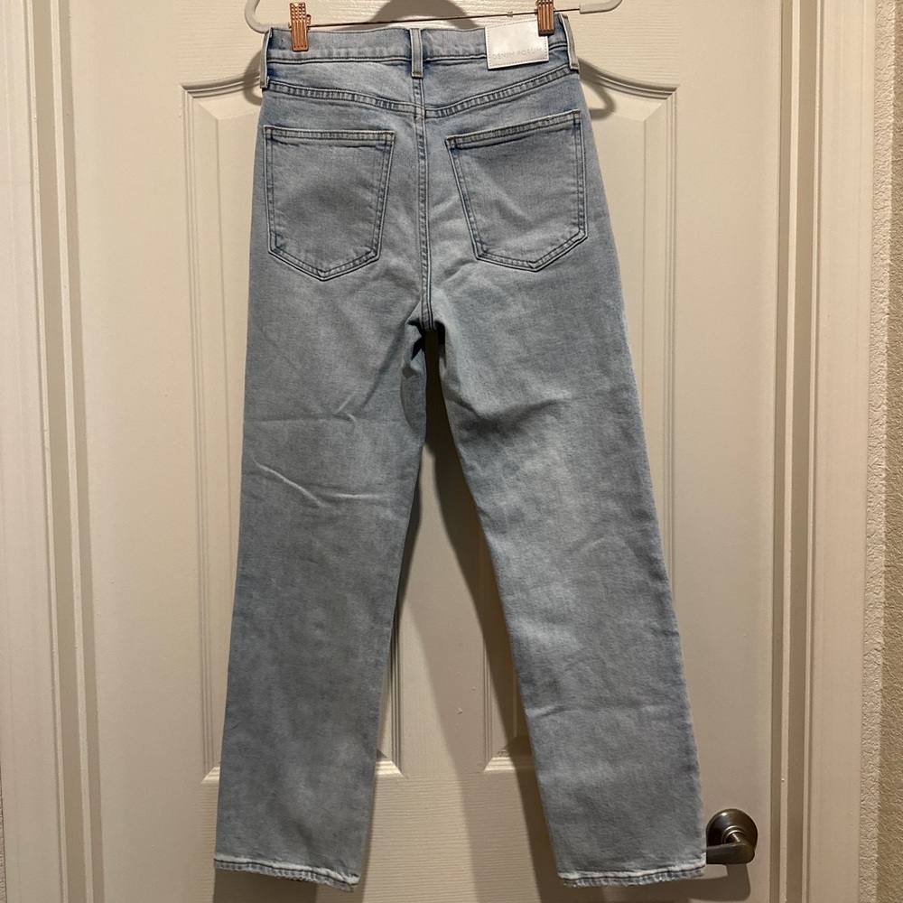 Aritzia Denim Forum The Arlo High Rise Straight Jeans - Picture 8 of 9